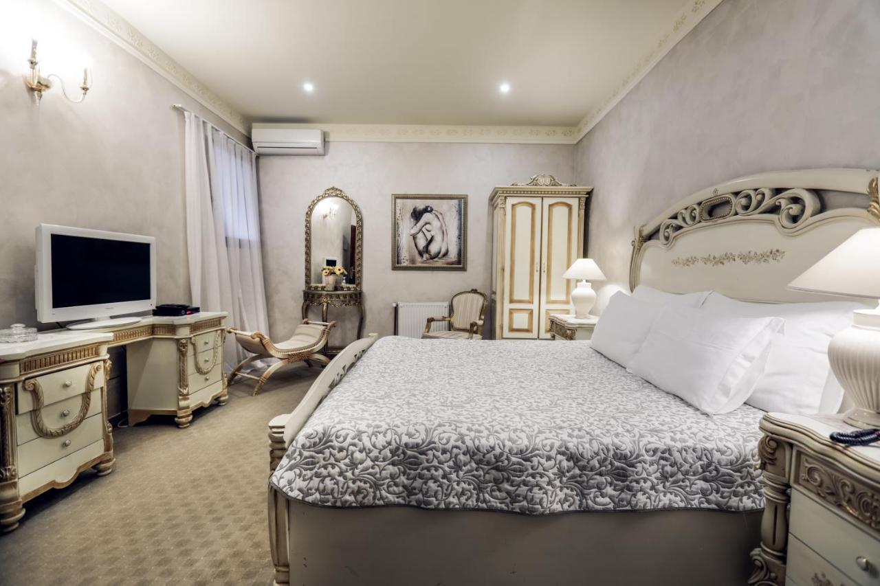 Hotel Dunav Илок Экстерьер фото