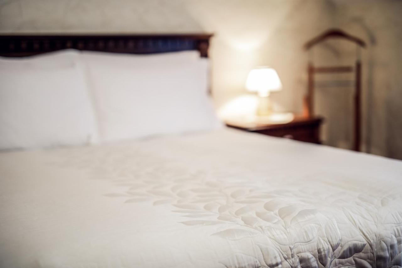 Hotel Dunav Илок Экстерьер фото