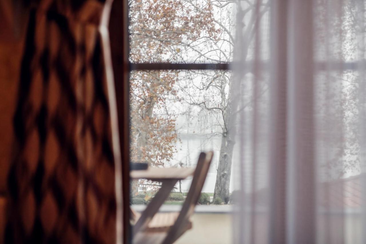 Hotel Dunav Илок Экстерьер фото