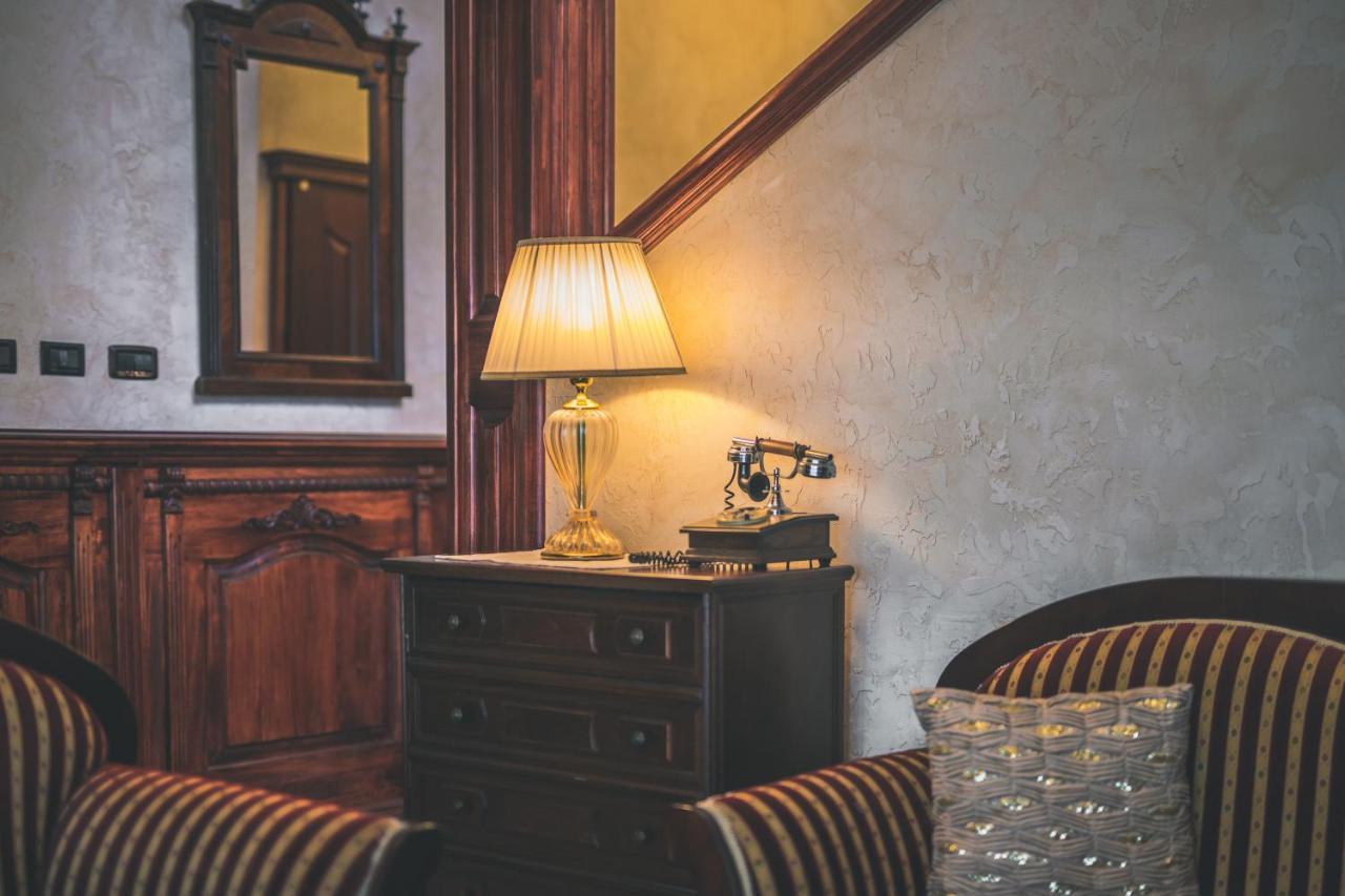 Hotel Dunav Илок Экстерьер фото