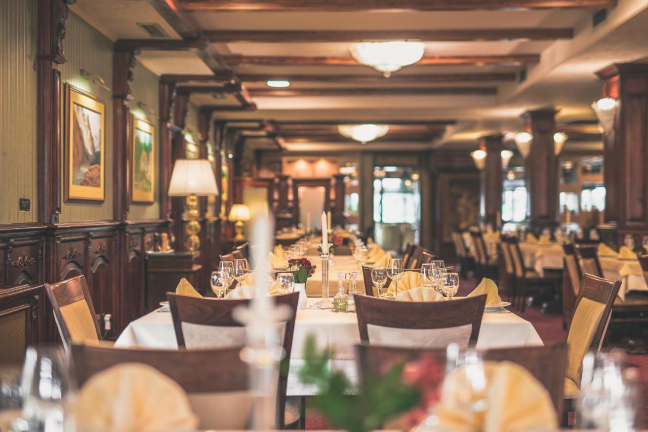 Hotel Dunav Илок Экстерьер фото